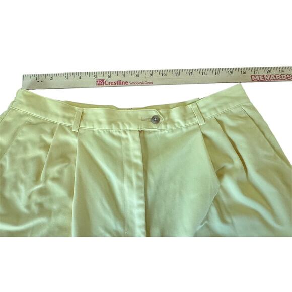 IZOD Shorts Yellow Womens 14 Bermuda Pleated Xtra Dry Polyester Summer Golf - Picture 4 of 6